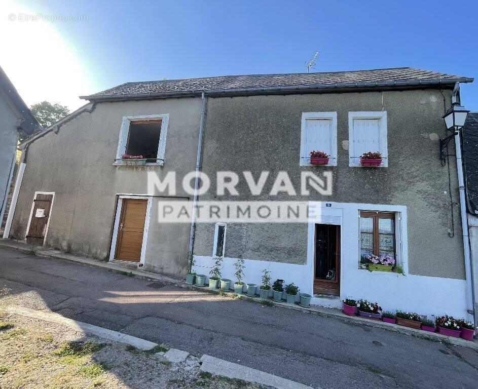 Maison de ville au cœur de la capitale du Morvan - photo 1
