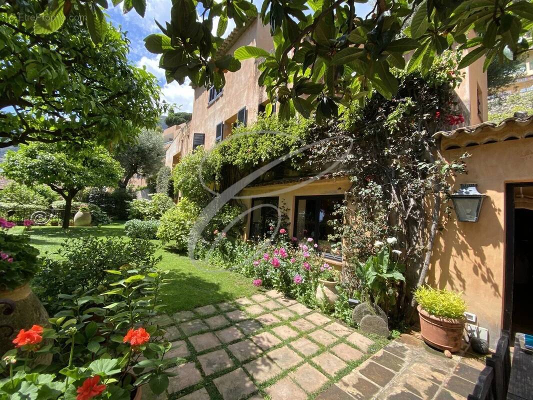 Maison à ROQUEBRUNE-CAP-MARTIN