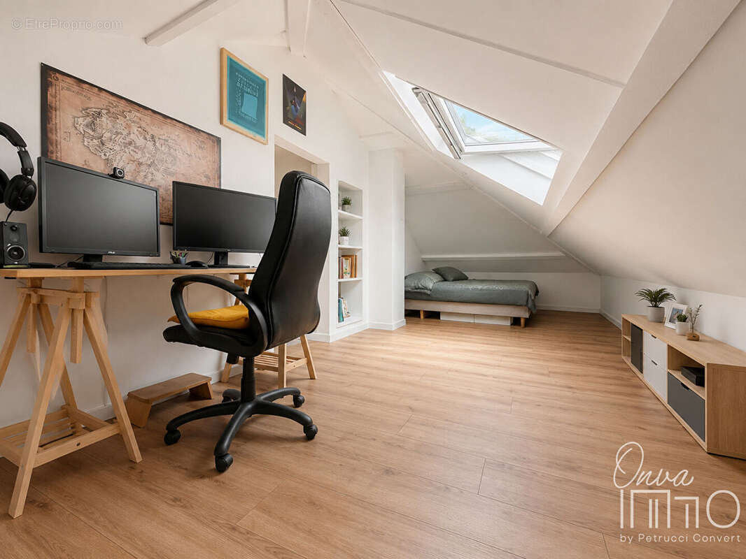 Appartement à BRON