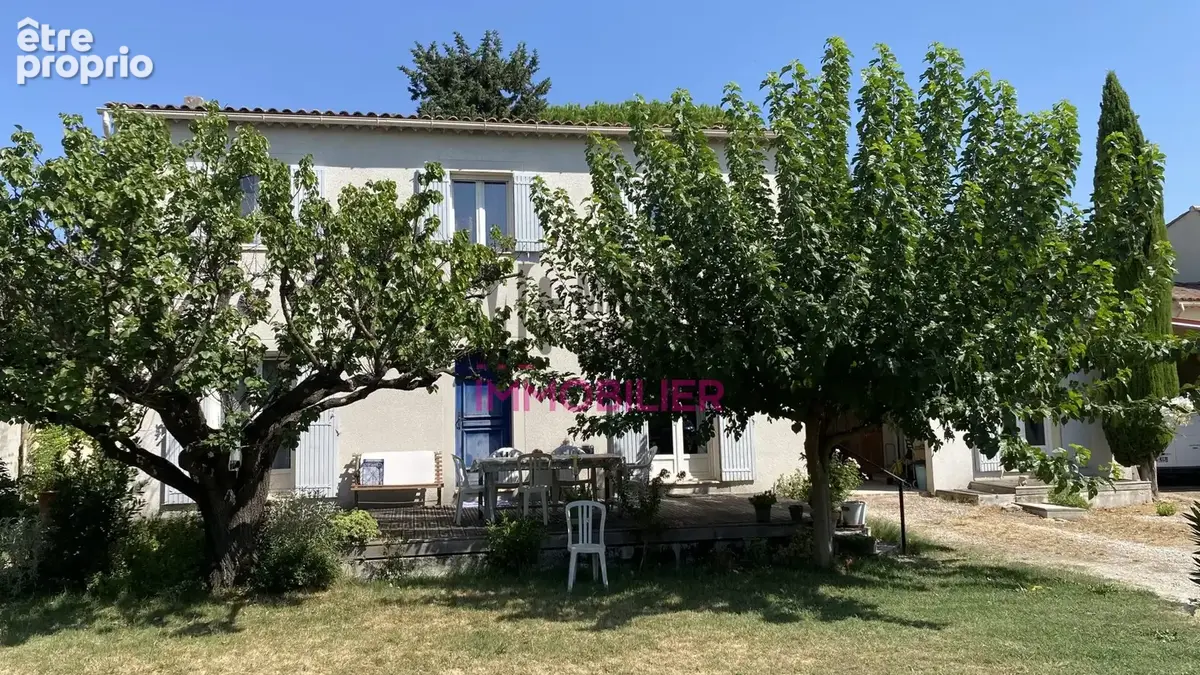 Maison 94 m² à Entraigues-Sur-La-Sorgue  - photo 2