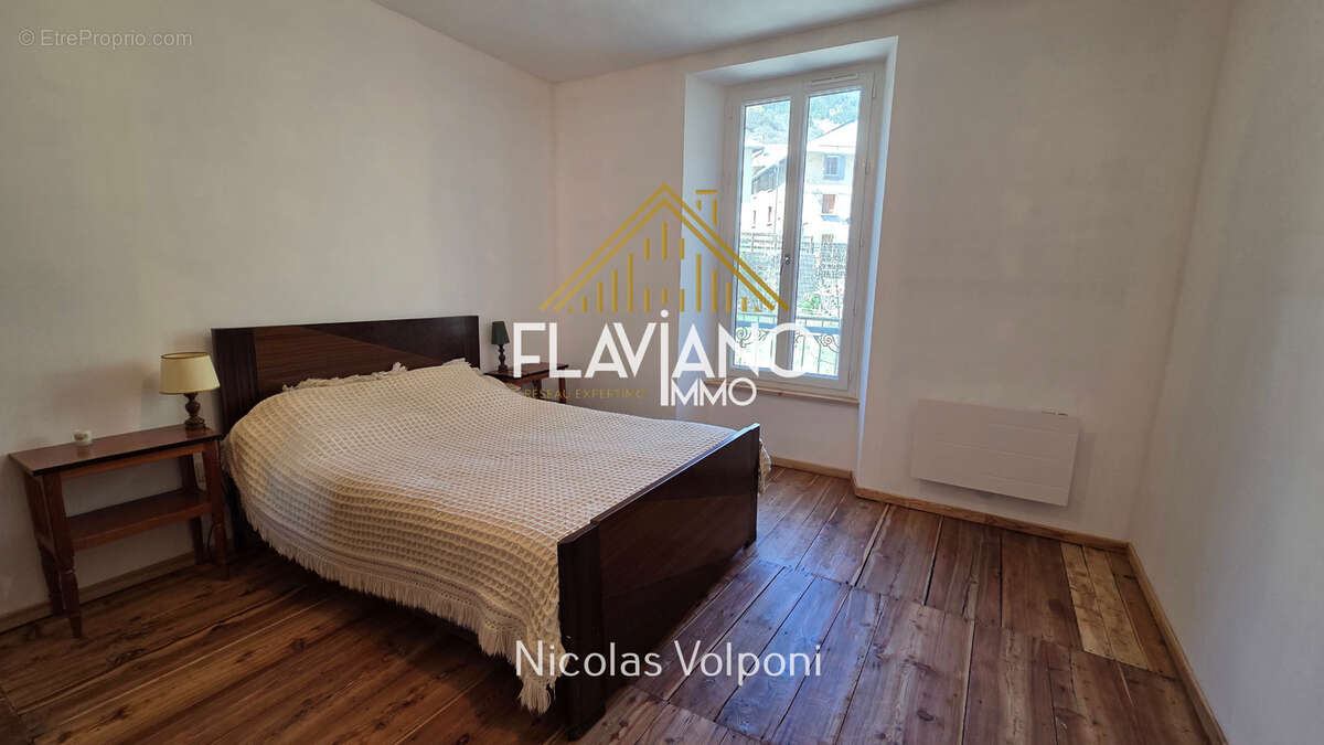 Appartement à LA CONDAMINE-CHATELARD