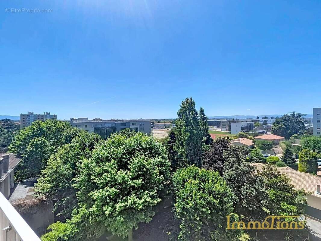 Appartement à ROMANS-SUR-ISERE