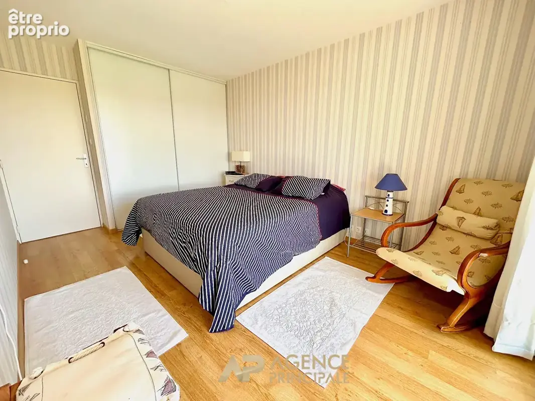 Appartement 64 m² La Rochelle -Terrasse 22 m² - Ascenseur - Parking - DPE B - photo 15