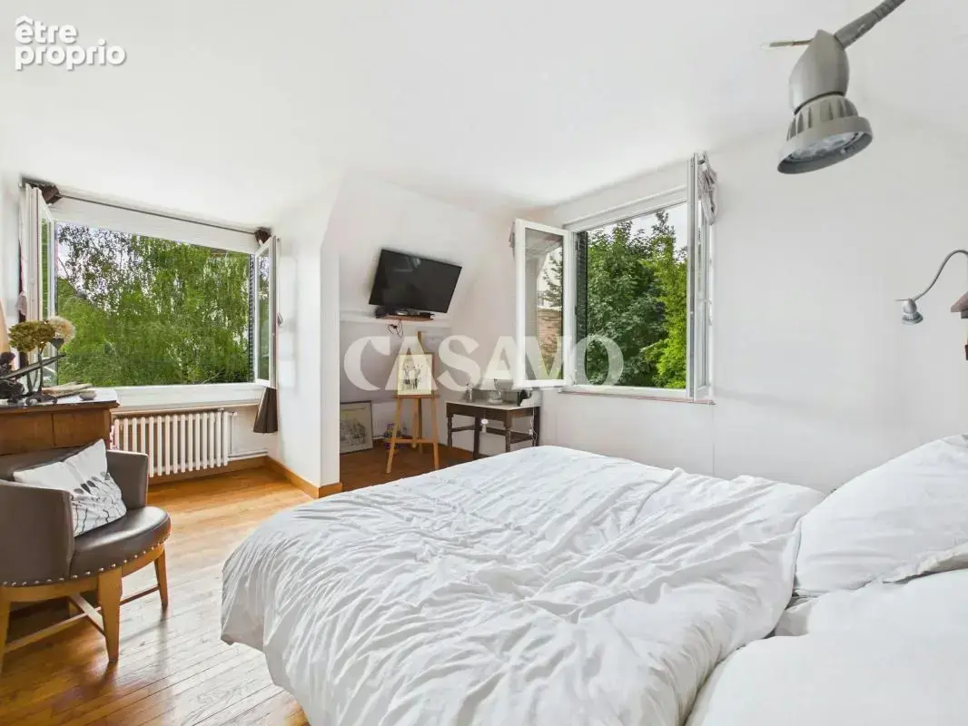 Vente Maison 5 pièces de 112m² - 94210 Saint-Maur-des-Fossés - photo 10