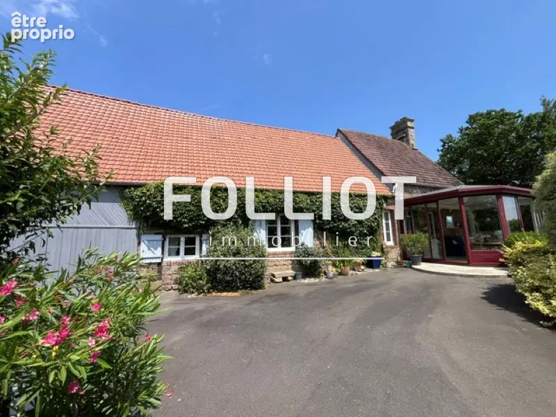 Photo Maison à Saint-Sever-Calvados au prix de 155 000€