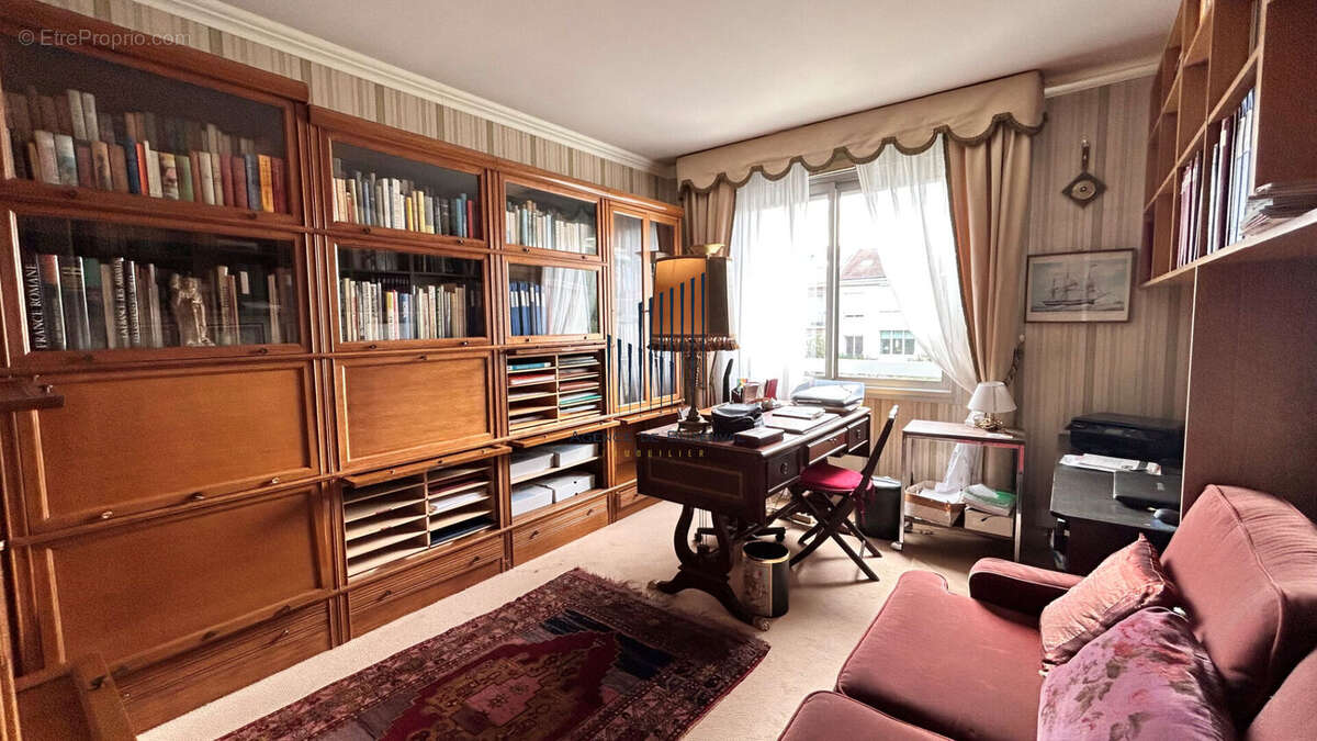 Appartement à RUEIL-MALMAISON