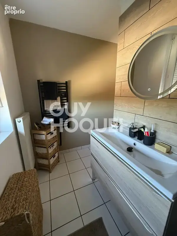 Bel Appartement T3 sur GIVORS d'environ 67 m² climatisé - photo 11