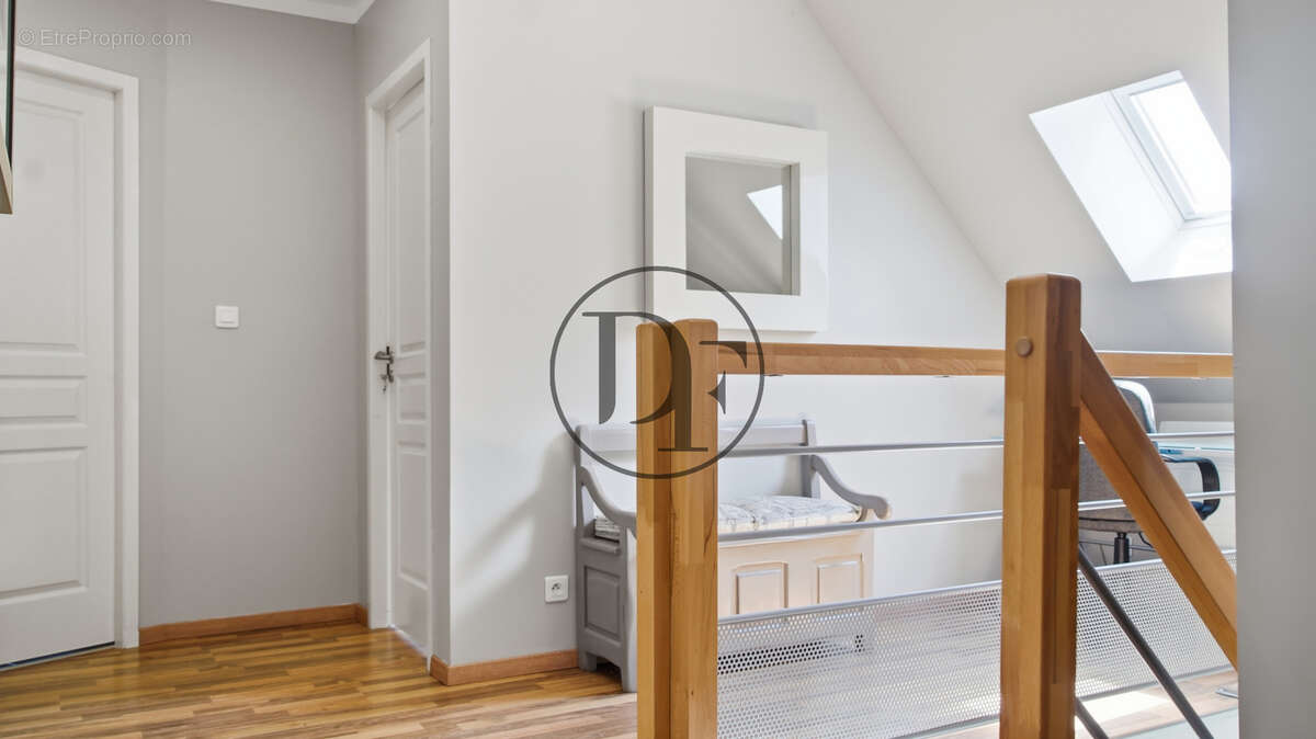 Maison recloses - 150m2 - photo 12