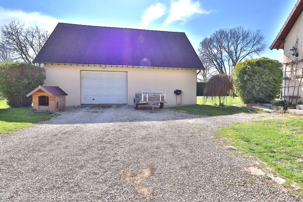 Maison à FOUCHERES