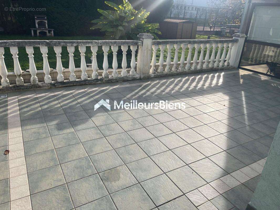 Maison à AUDINCOURT