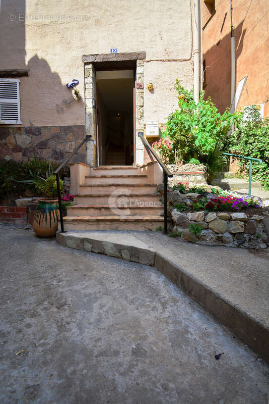 Maison à VILLENEUVE-LOUBET