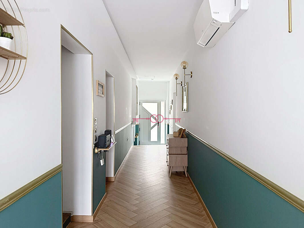 Maison à SAINTE-MENEHOULD