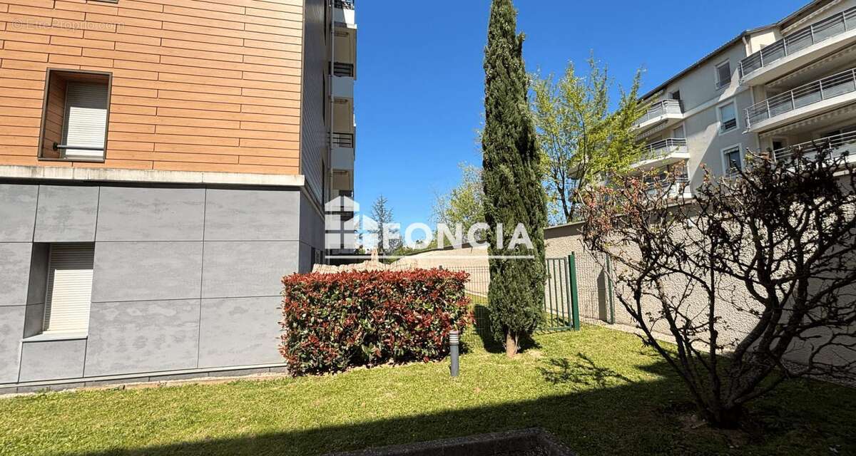 Appartement à DECINES-CHARPIEU