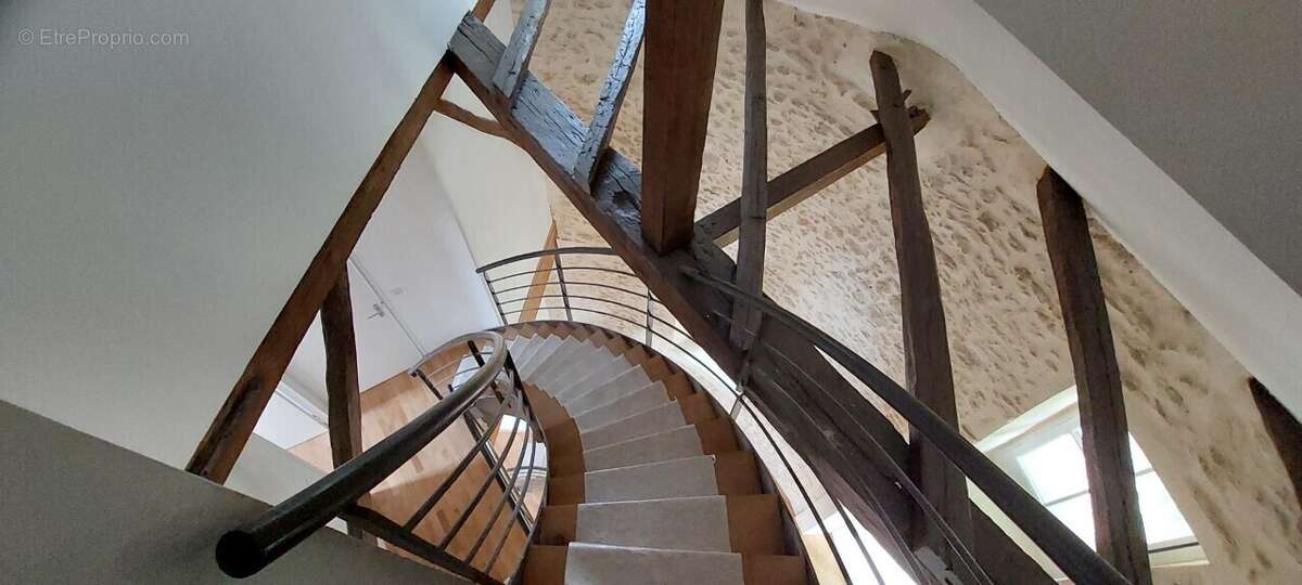 Appartement à FONTENAY-TRESIGNY