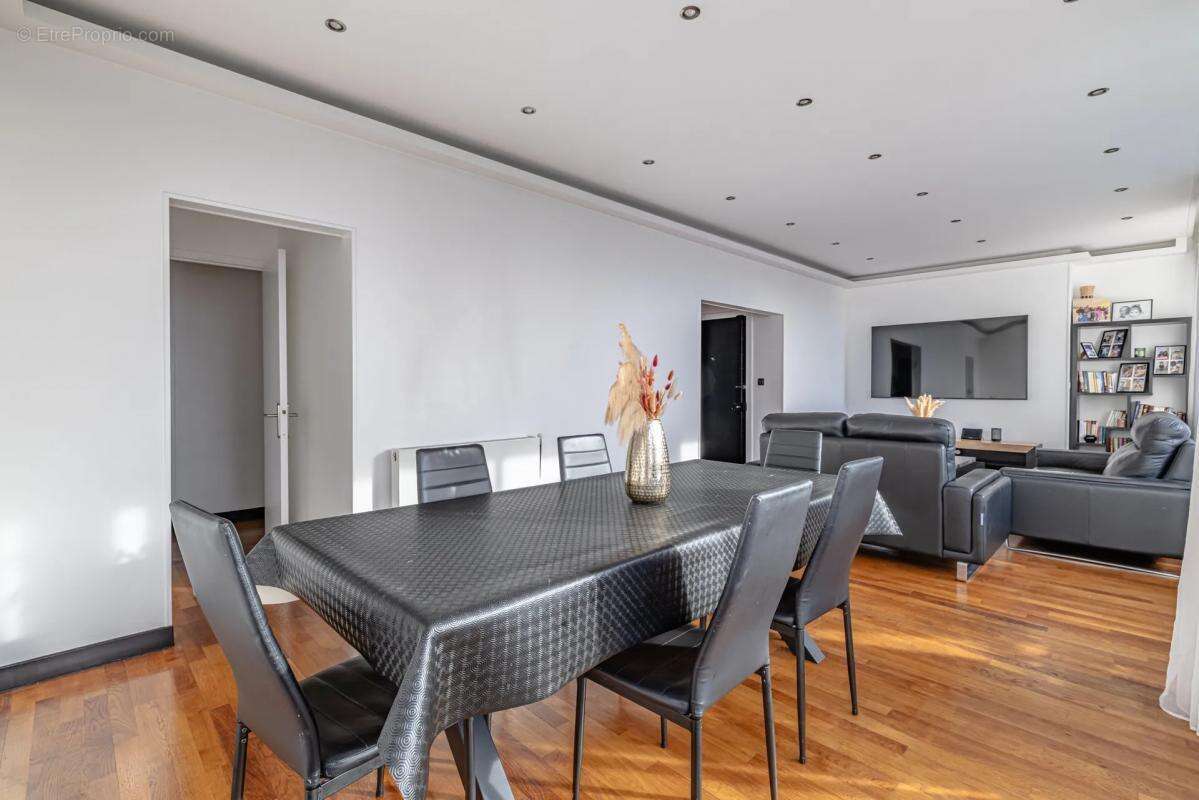 Appartement à SARCELLES