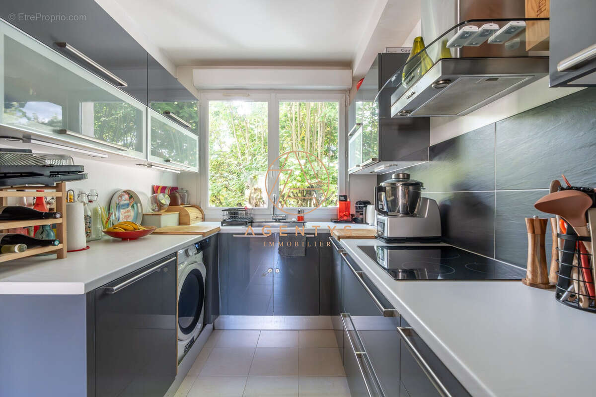 Appartement à LE PERREUX-SUR-MARNE