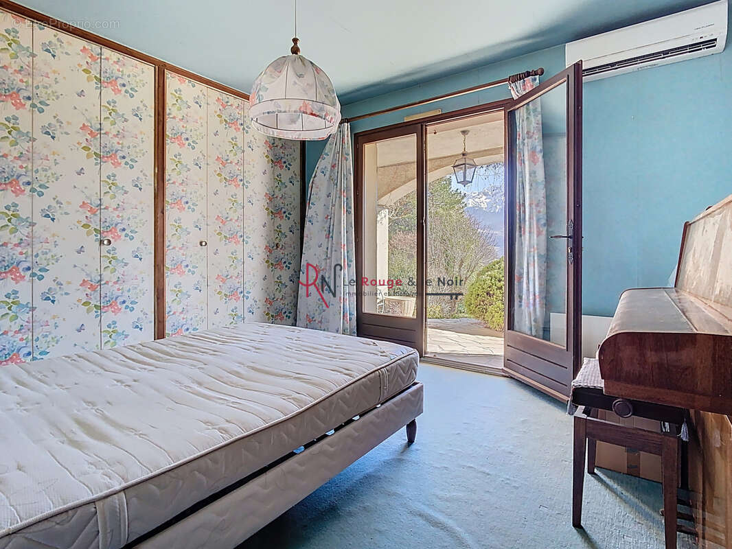 Maison à SAINT-ISMIER