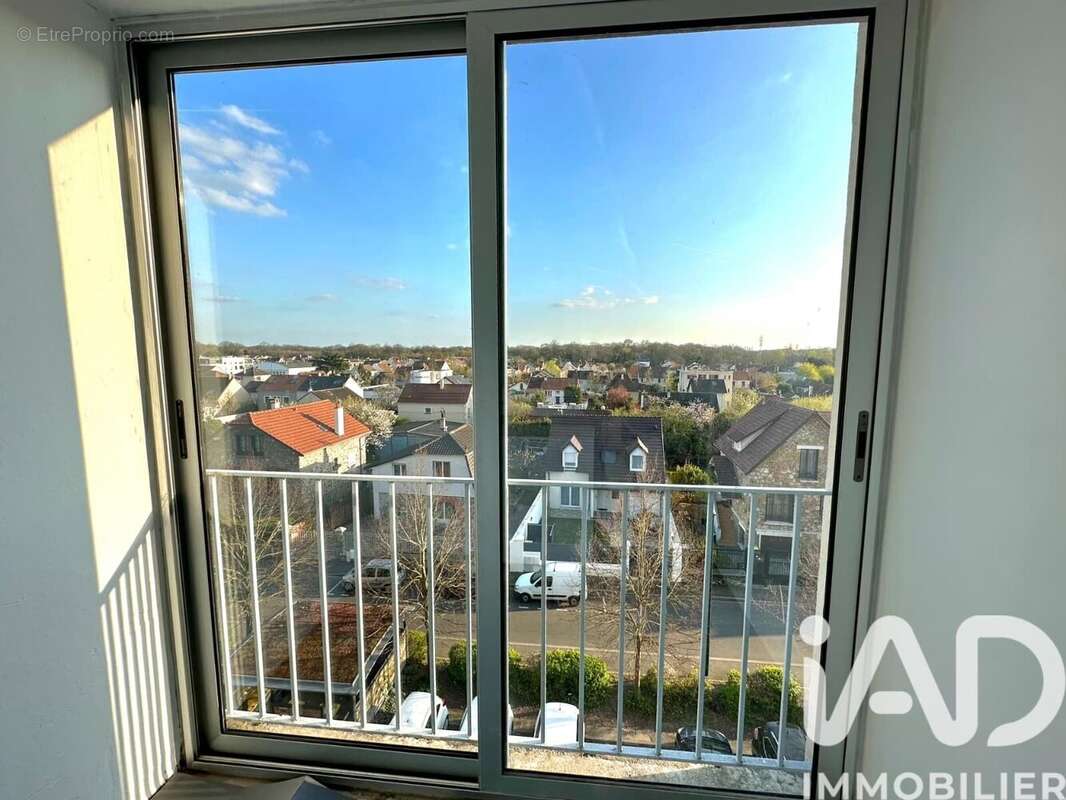 Photo 4 - Appartement à SAINT-CYR-L'ECOLE