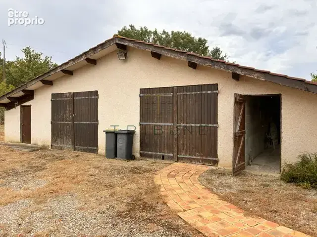 Maison avec piscine sur un terrain de 3986m2 constructible - photo 20