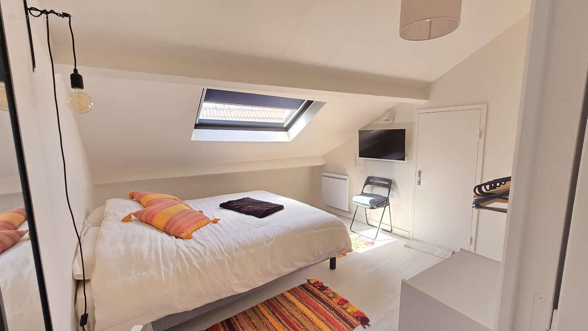 Appartement à LIMOURS