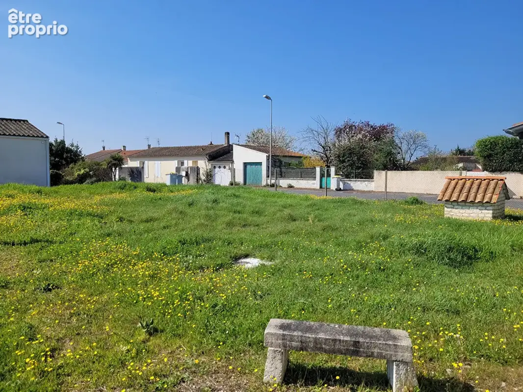 ECHILLAIS 5 min de Rochefort - Terrain constructible de 361 m² à viabiliser - proche commerces - photo 2