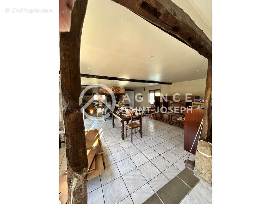 Maison à DOUDEVILLE