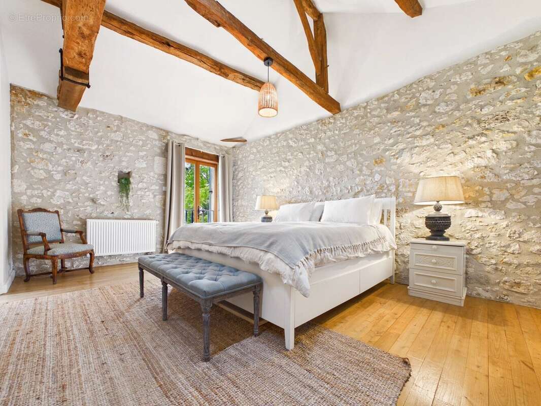 Maison à EYMET