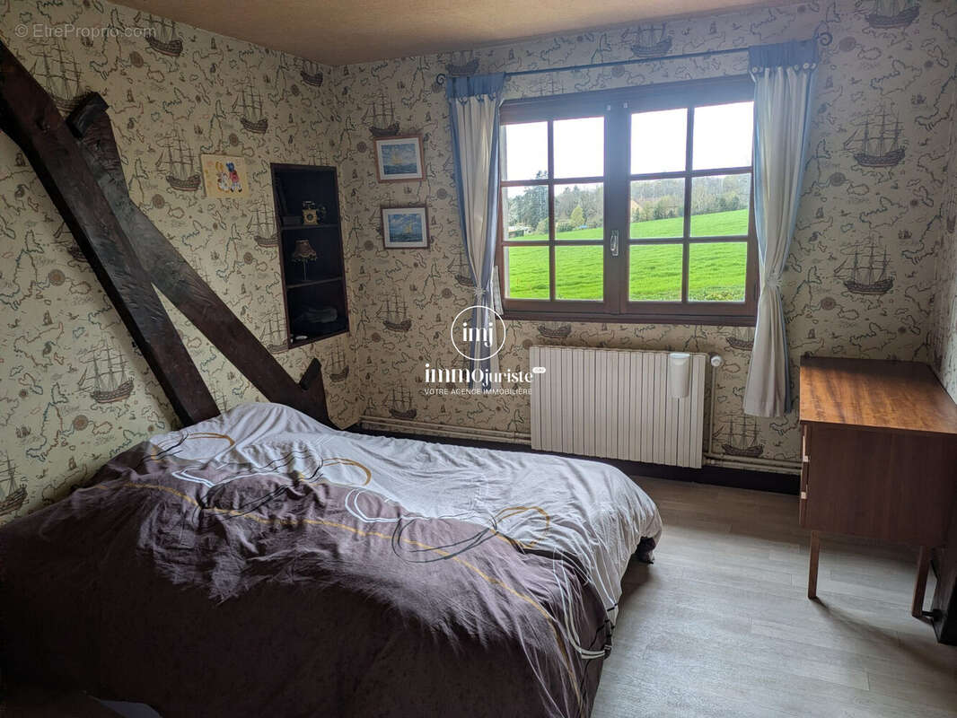 Maison 180 m² à Saint-Yrieix-Sous-Aixe  - photo 8