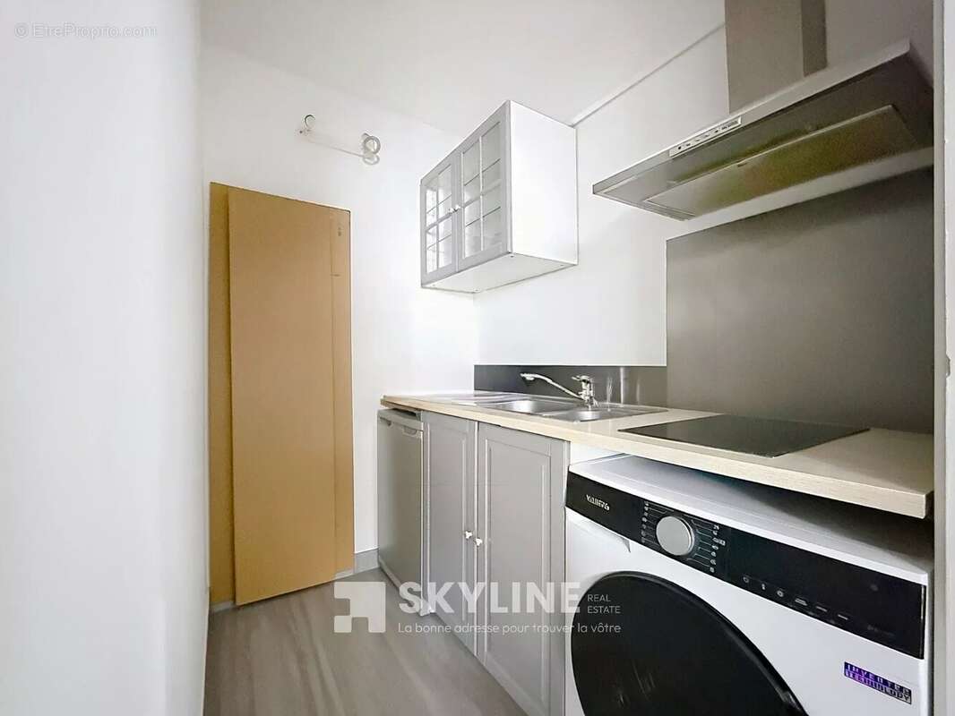 Appartement à MARSEILLE-5E