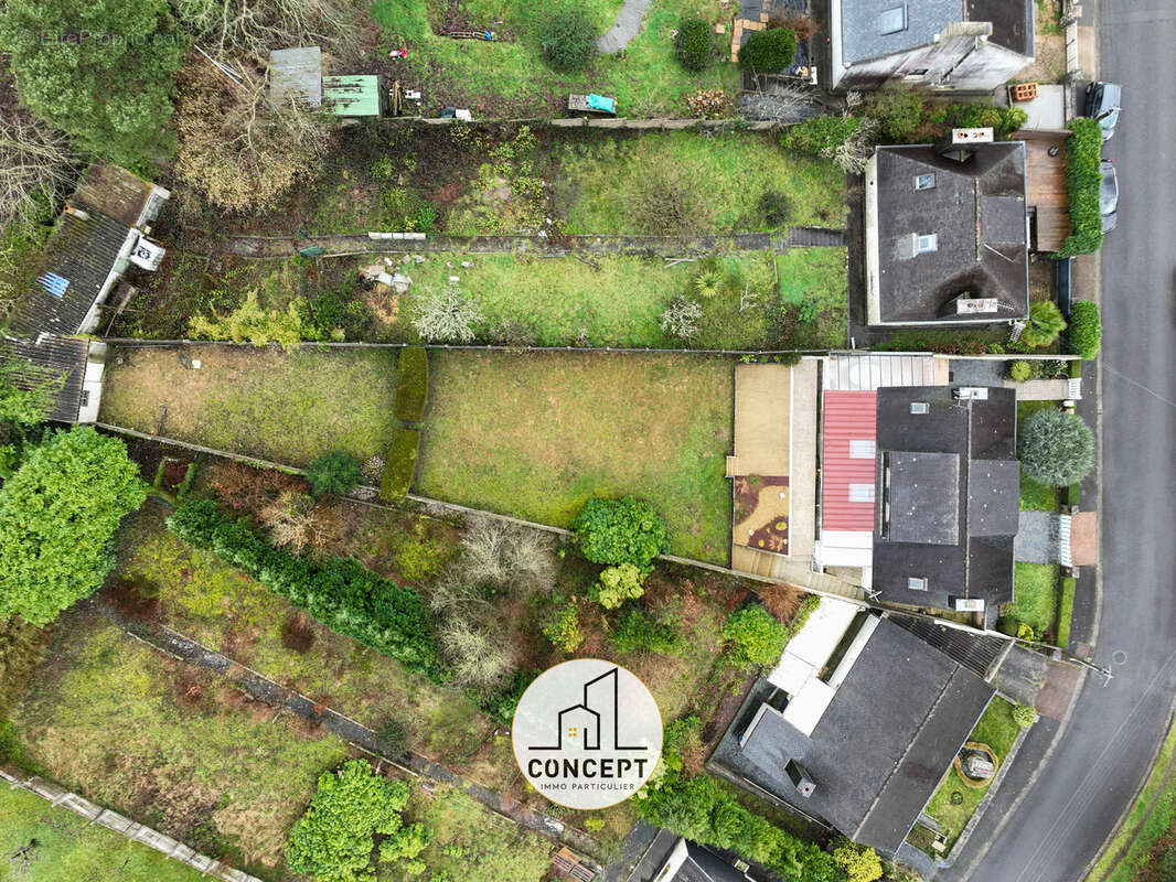 Maison à SAINT-MARTIN-DES-CHAMPS