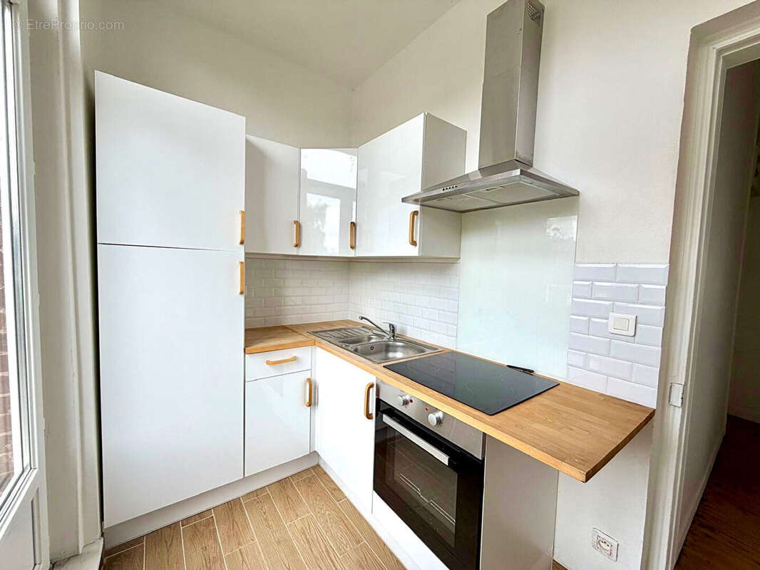 Immeuble Valenciennes 1091.13 m2 - photo 2