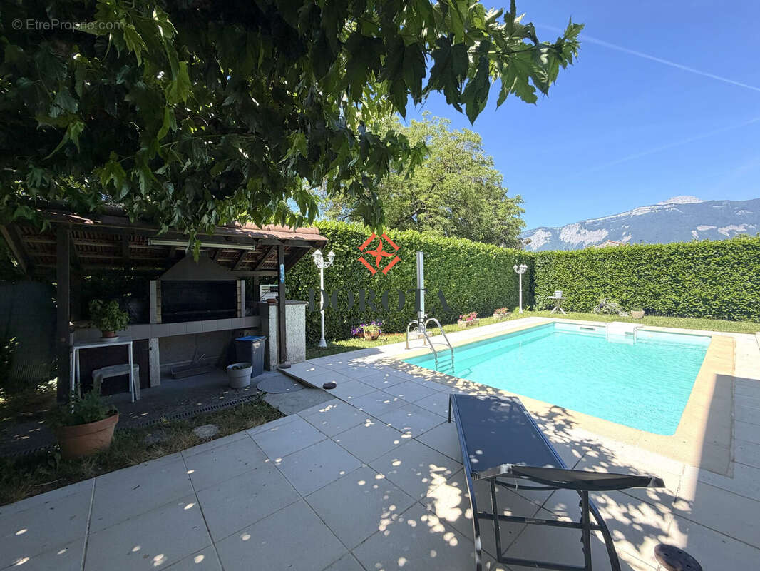 Maison à VILLARD-BONNOT