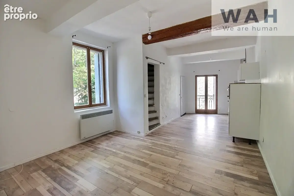 Vente maison de village 2 pieces + garage - saint-martin-de-londres ( 34380) - photo 2