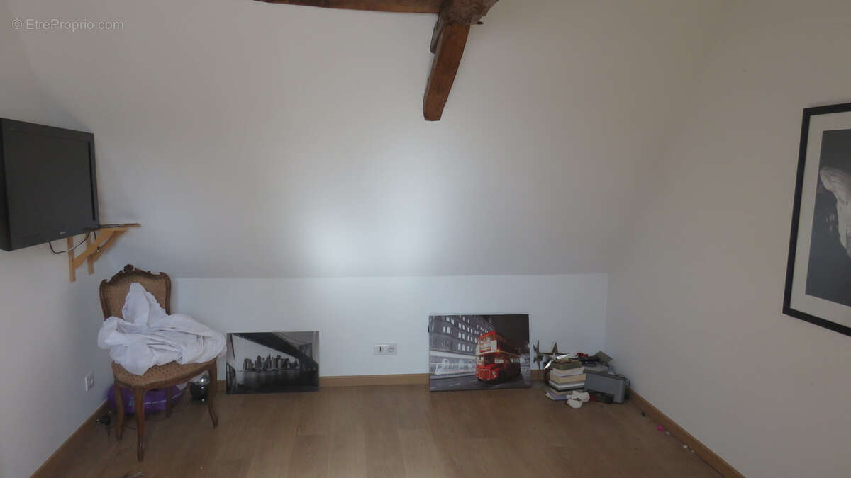 Maison à CHERVEIX-CUBAS