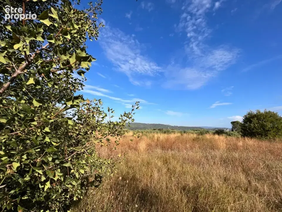 Terrain à ROGNES