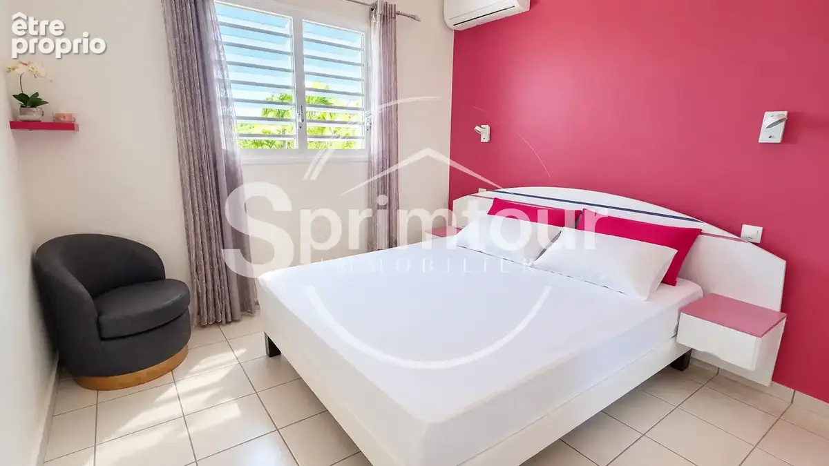 Pointe-Noire :Investissement rare à 5 logements, calme absolu - photo 9