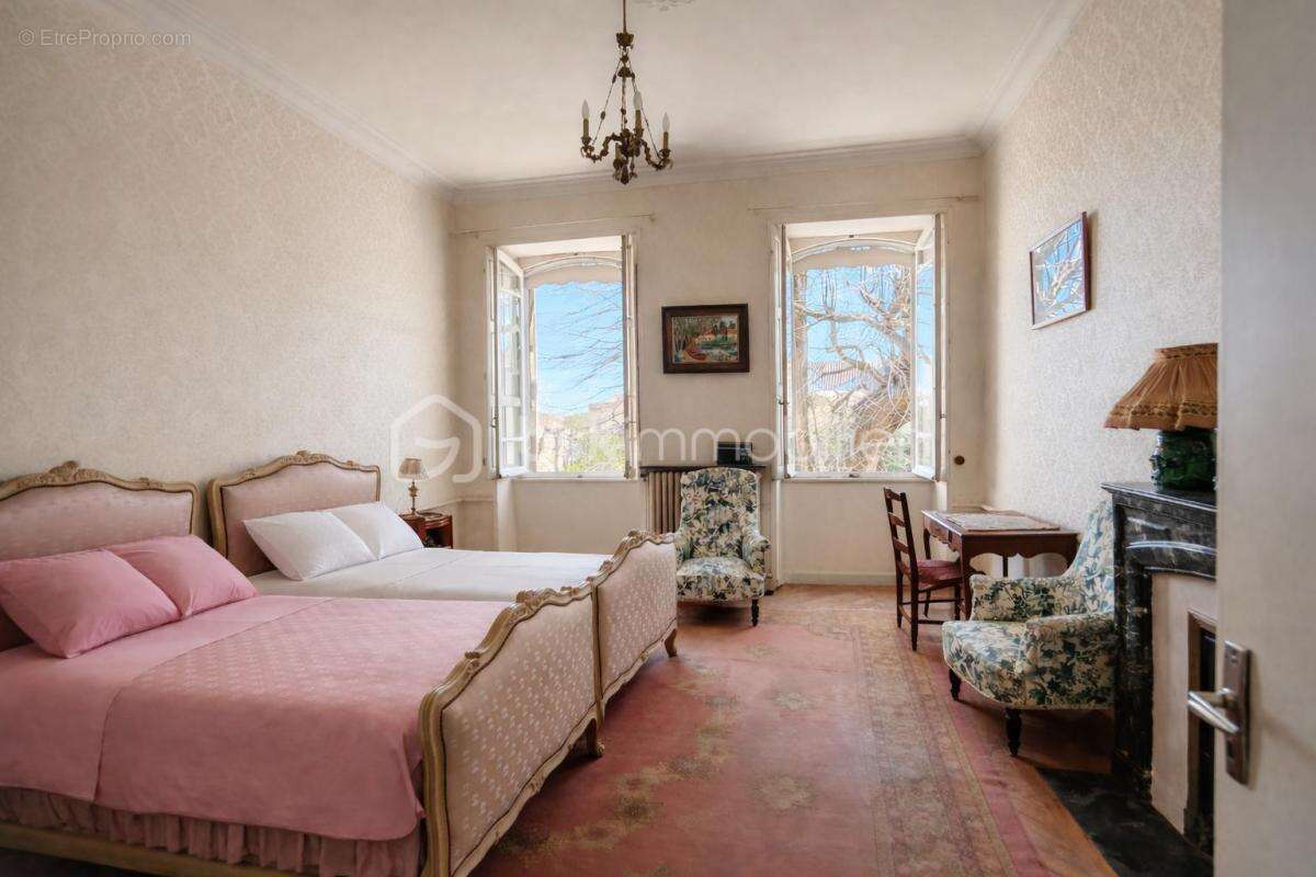 Maison à BOURG-SAINT-ANDEOL