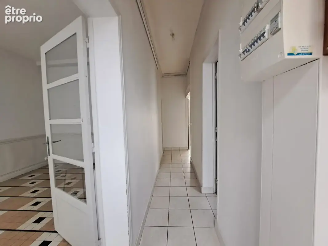 Maison 6 pièces 108 m² à vendre à Chatellerault (86100) - photo 2