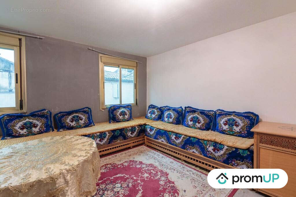 Maison à PORT-SAINTE-MARIE