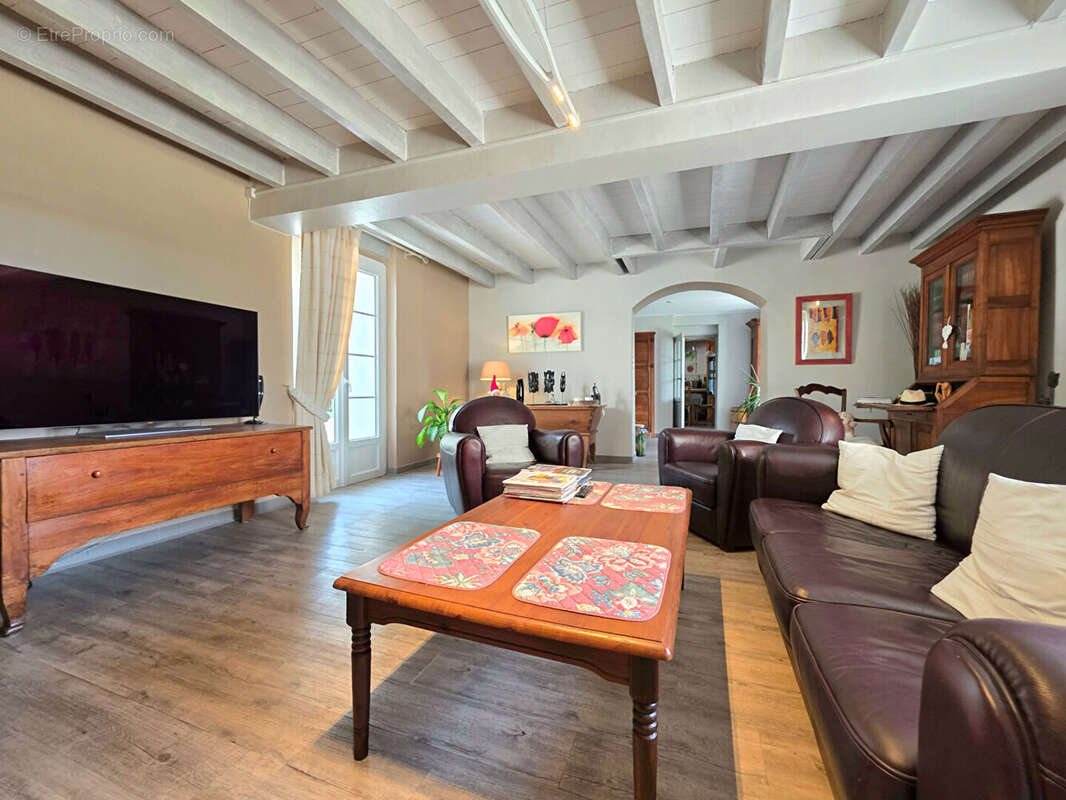 Maison à MONTMEYRAN