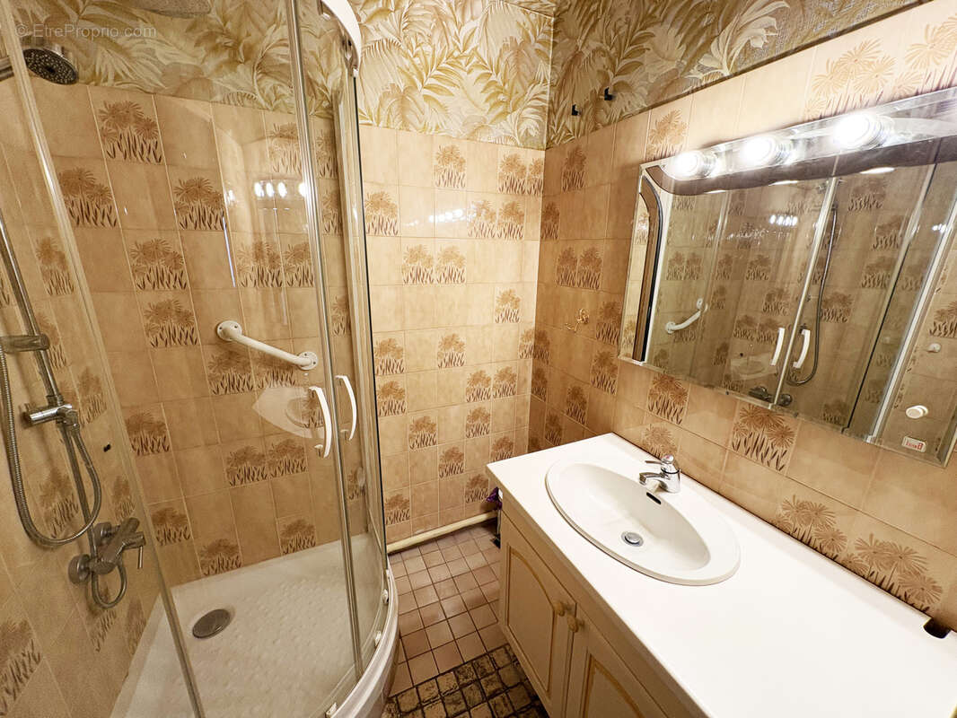 Appartement à CHAMALIERES
