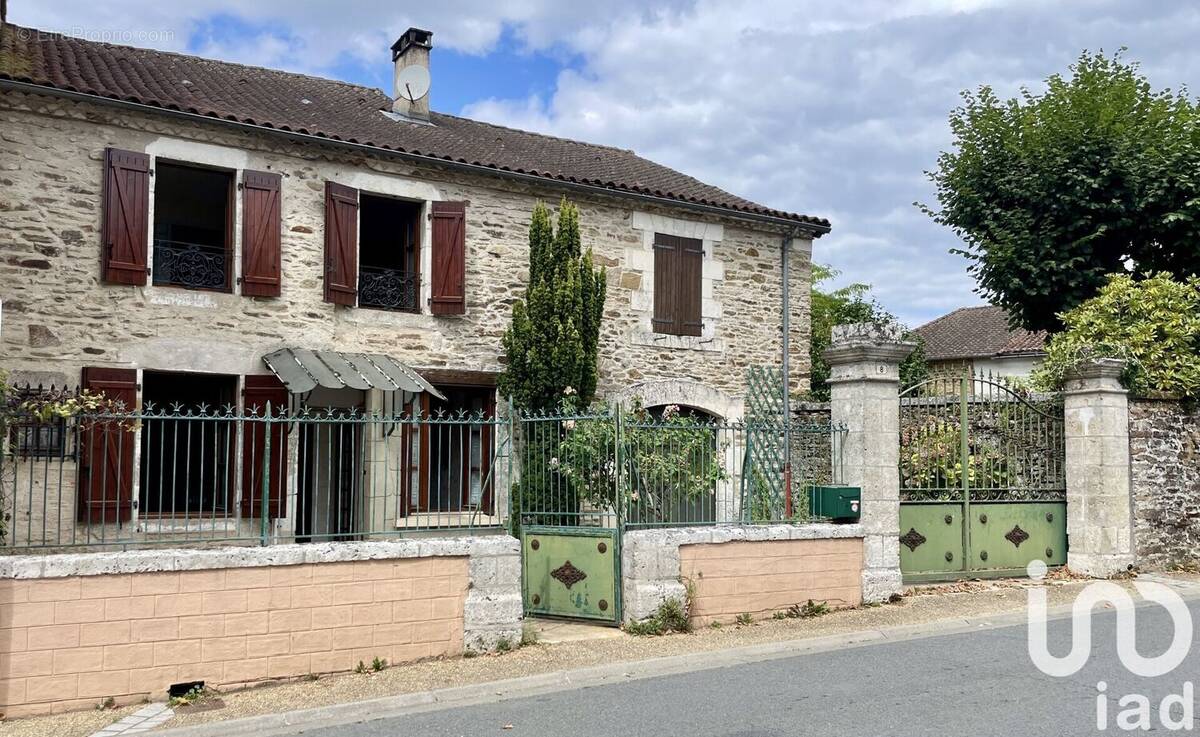 Photo 1 - Maison à MIALET