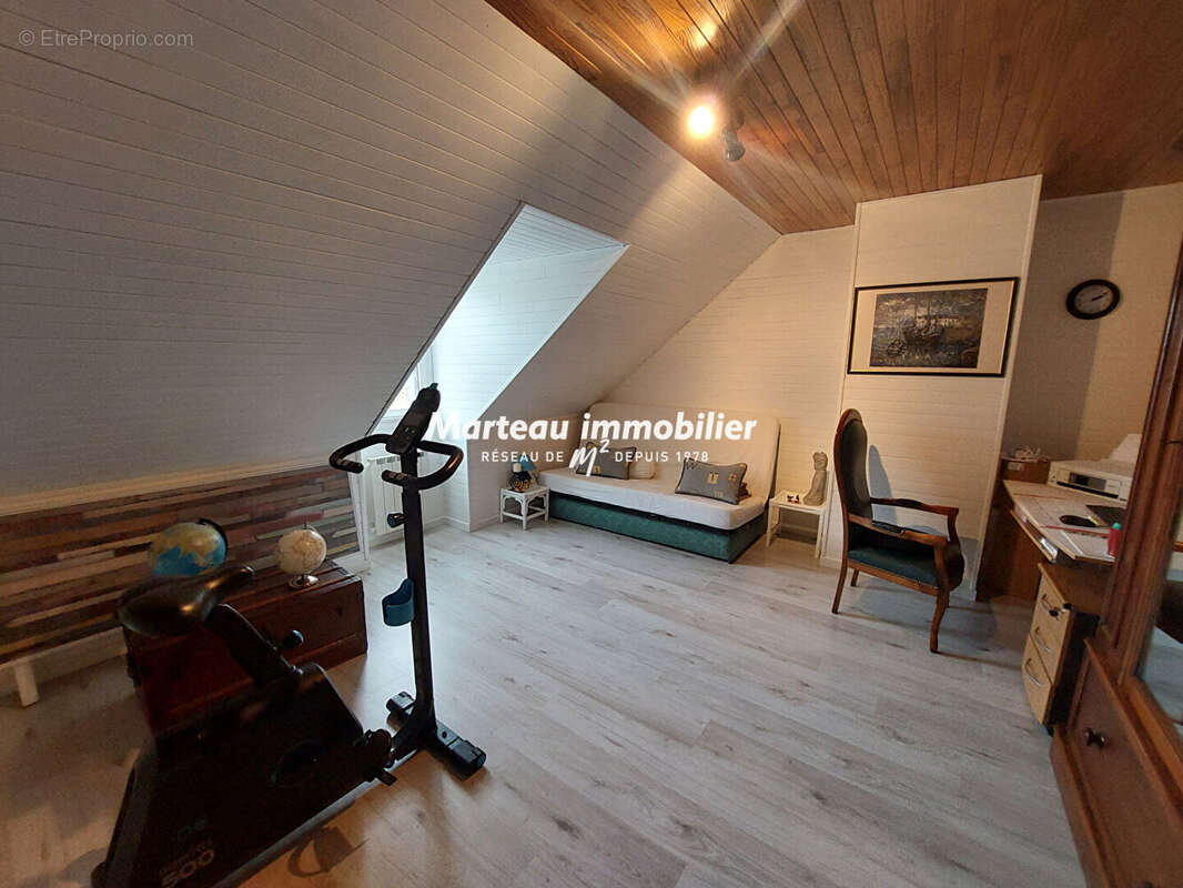 Maison à MONCE-EN-BELIN