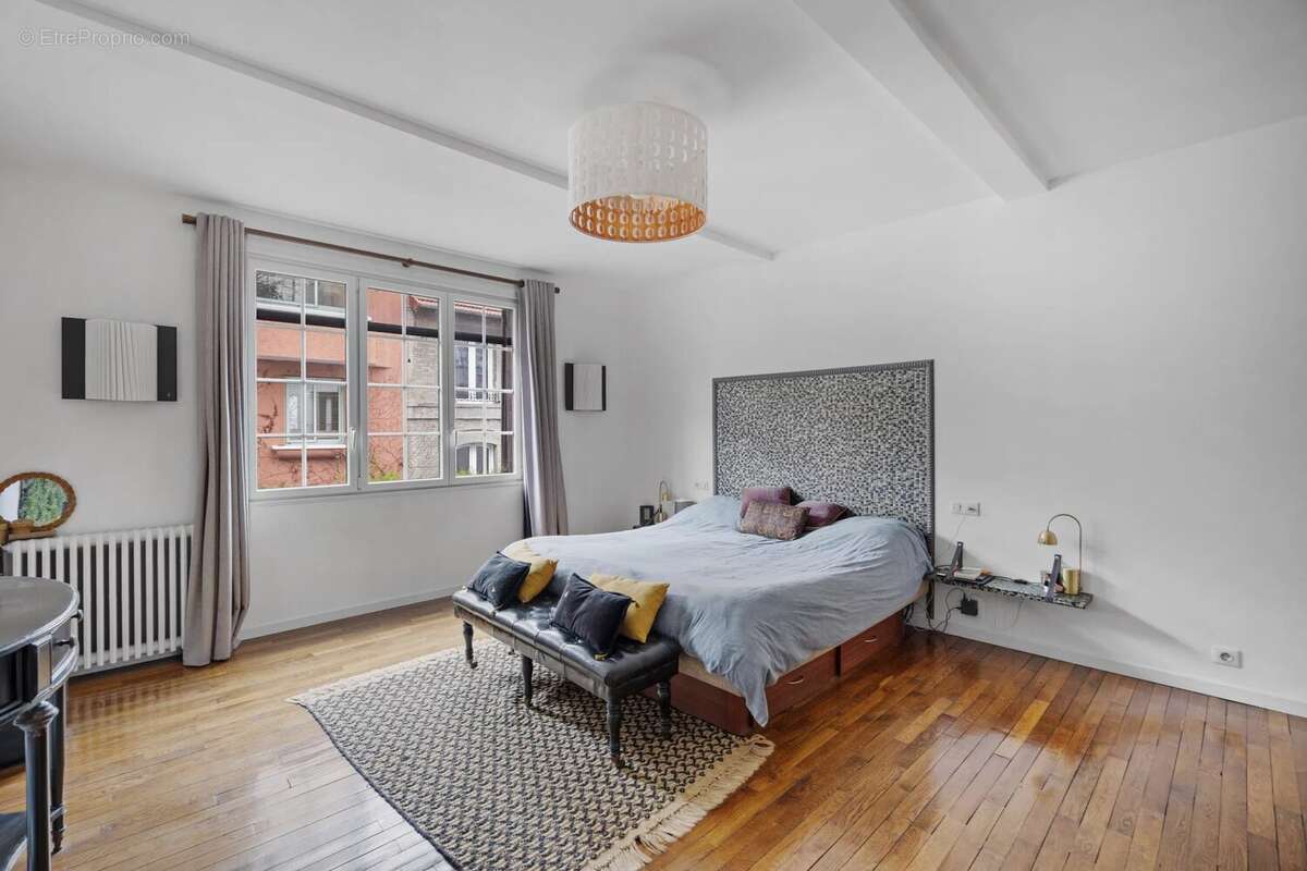 Maison à PARIS-14E
