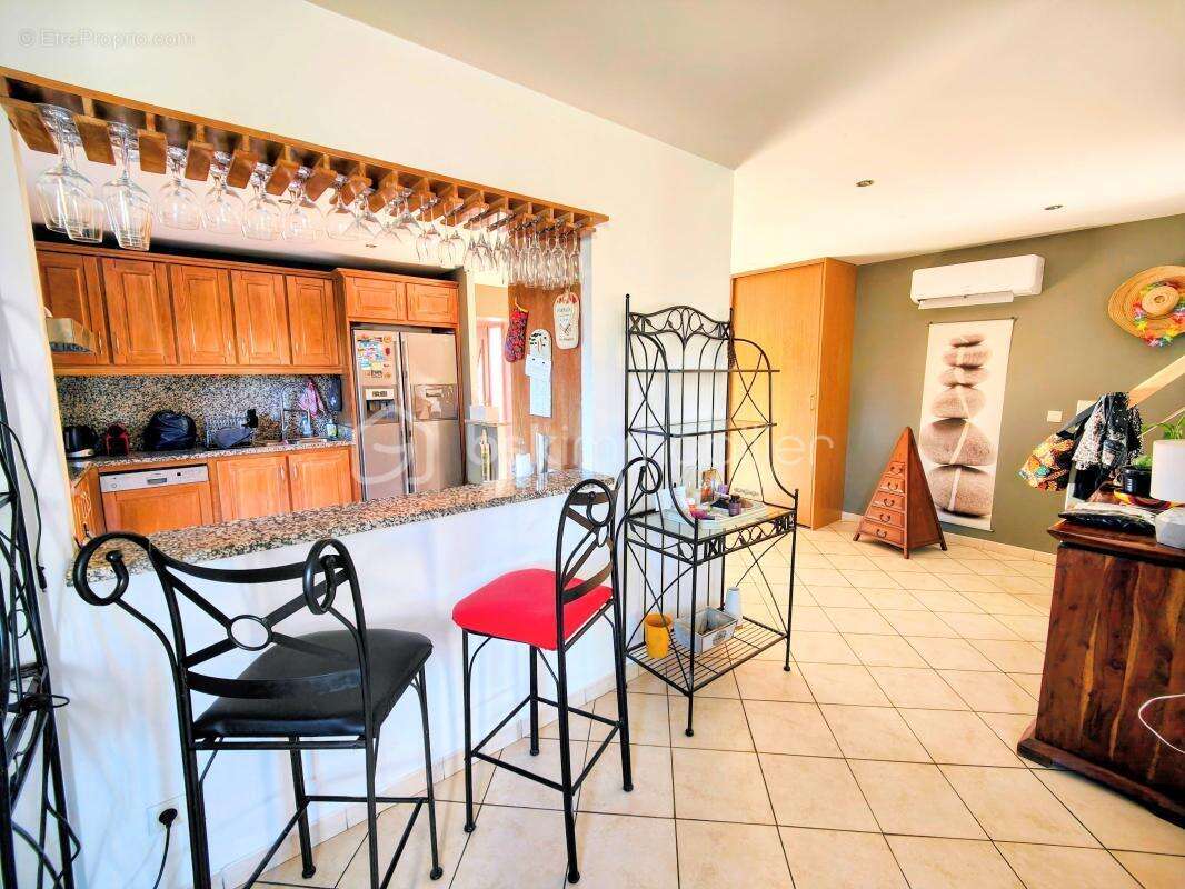 Maison à BAZAINVILLE