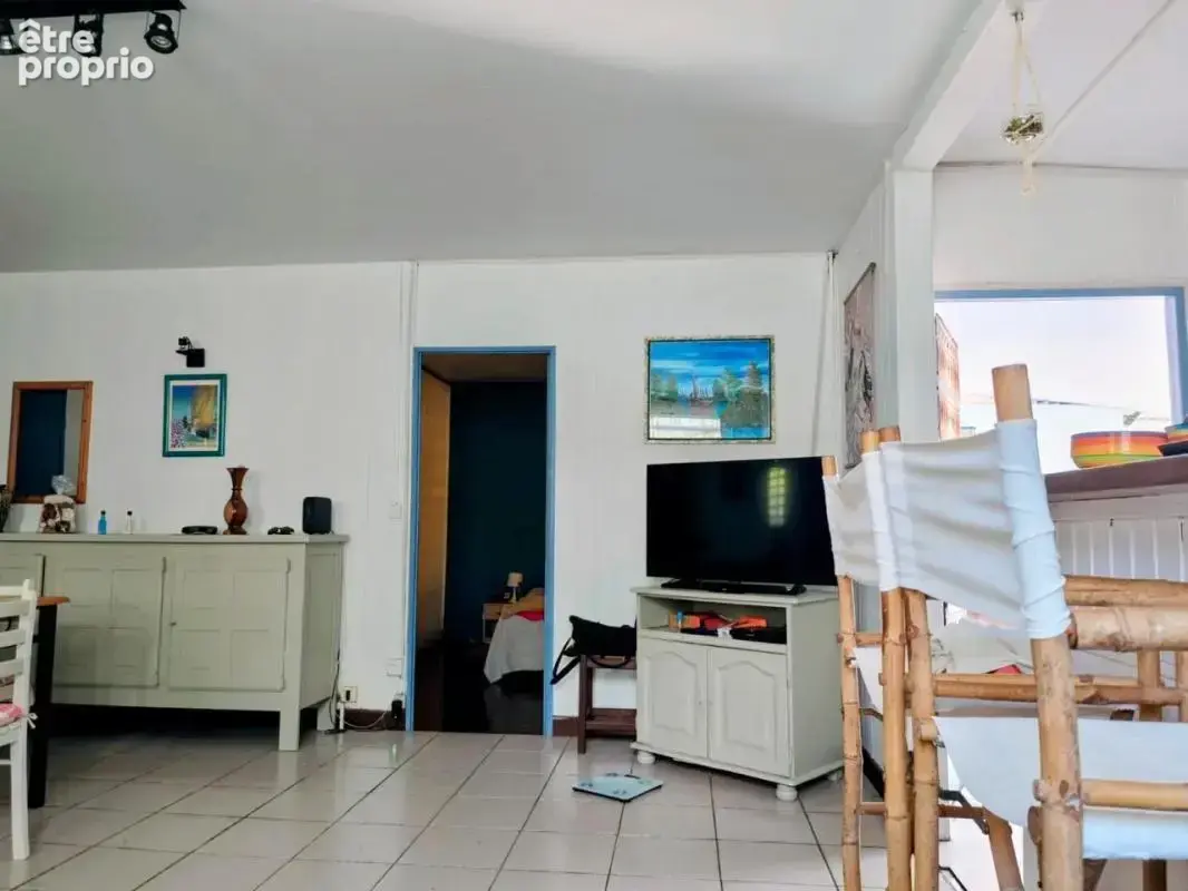 Villa T4 avec studio T1 indépendant à Kourou - photo 4