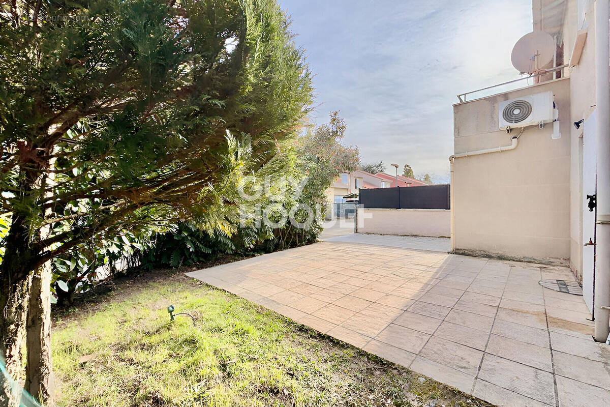 Maison à VAULX-EN-VELIN