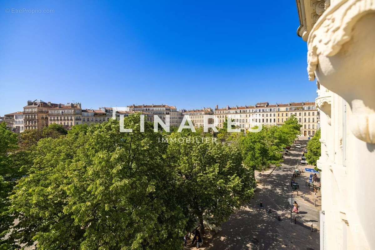 Appartement à MARSEILLE-5E