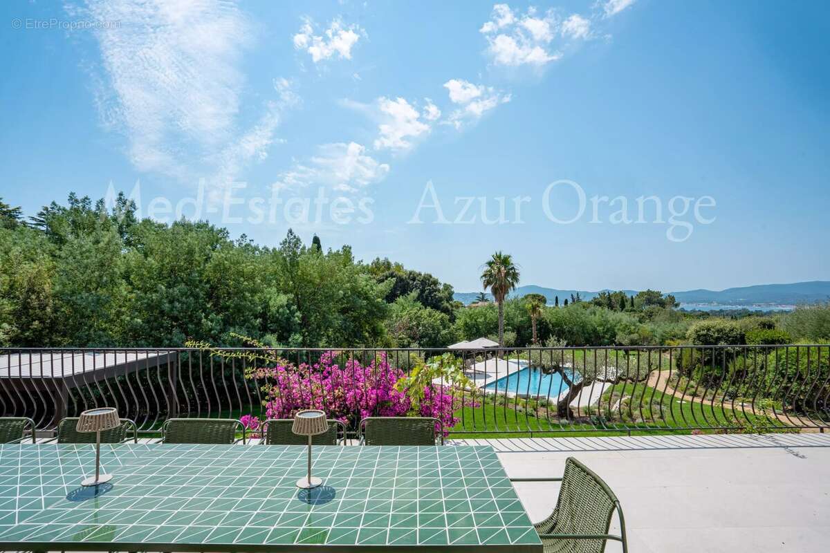 Élégante villa provençale rénovée avec vue mer – Domaine privé à Grimaud - photo 1