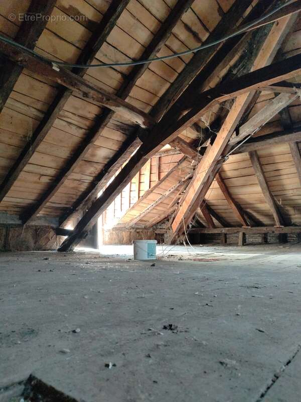 Maison 210 m² à Uzerche  - photo 17